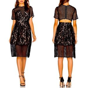 Elliatt MIDI Dress lace overlay